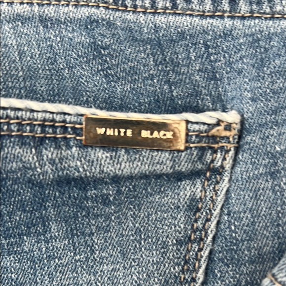 White House Black Market “The Straight” Jeans with Distressed Details - Picture 6 of 6